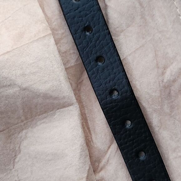 Black Minimalist Key and Card Holder - Picture 3 of 9